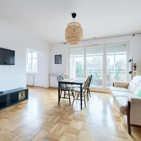 Sea Breeze With Parking By Renters Apartament Sopot