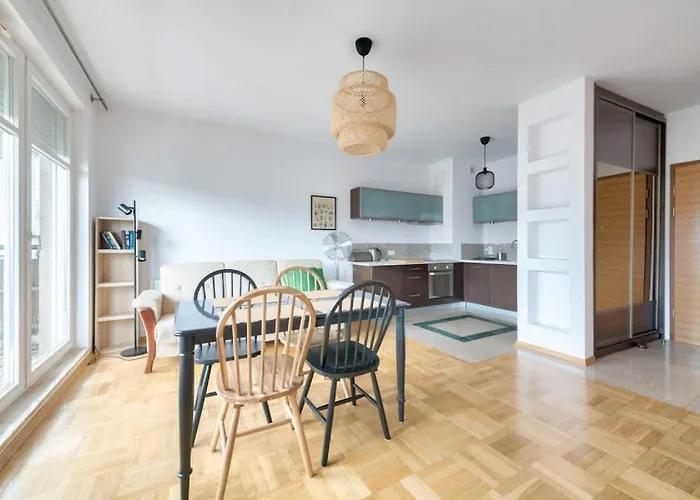 Sea Breeze With Parking By Renters *